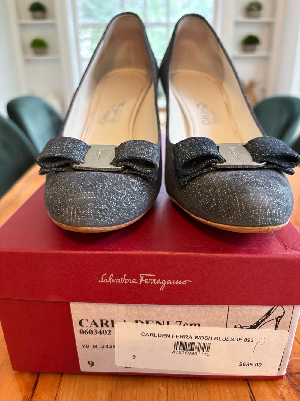 Salvatore Ferragamo Carlden Pumps | Size 9 | Blue | Box & Dust Bag | Italy - Picture 5 of 12
